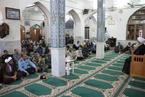تصاویر/ اقامه نماز جماعت و سخنرانی حجت الاسلام والمسلمین صفایی بوشهری در مسجد امام حسن مجتبی(ع) بوشهر