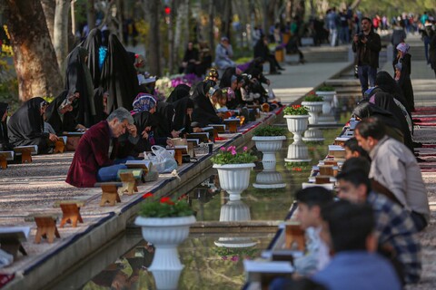 مراسم جزء خوانی قرآن در گذر فرهنگی چهارباغ اصفهان