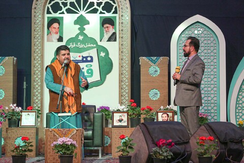 دومین شب محفل قرآنی هم قسم در اصفهان
