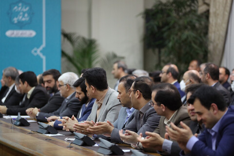 تصاویر/ نشست رمضانی رئیس جمهور با جمعی از اساتید دانشگاه و دانشمندان یک درصد برتر جهان