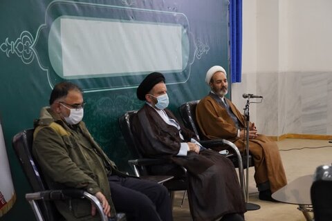 اولین دیدار نمایندگان مردم لرستان در مجلس شورای اسلامی با نماینده ولی فقیه در استان لرستان