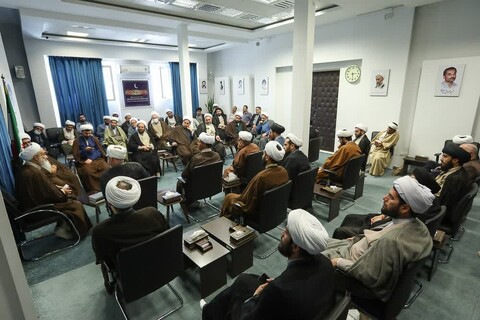 تصاویر/ دیدار مدیر ومعاونین مر کز مدیریت حوزه علمیه استان قزوین با نماینده ولی فقیه در استان قزوین
