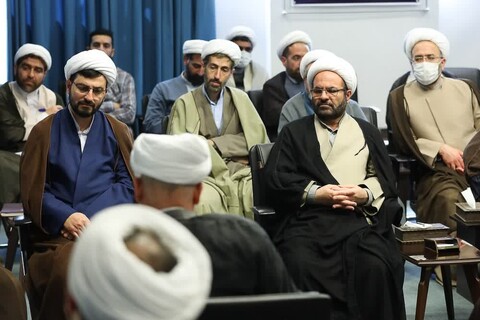 تصاویر/ دیدار مدیر ومعاونین مر کز مدیریت حوزه علمیه استان قزوین با نماینده ولی فقیه در استان قزوین