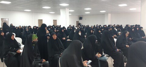 دیدار جمعی از بانوان با نماینده ولی فقیه در خوزستان