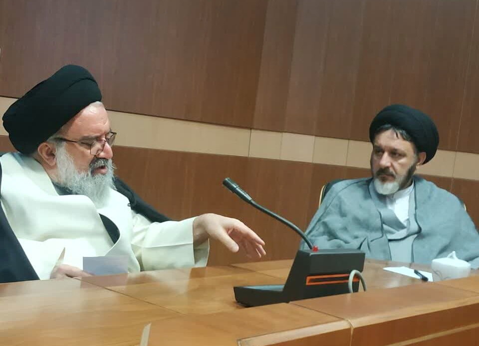 توصیه آیت الله خاتمی به هیئت رییسه مجمع نمایندگان طلاب