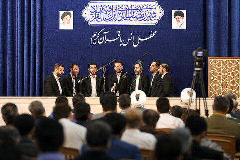 تصاویر / محفل انس با قرآن در ماه مبارک رمضان با حضور نماینده ولی فقیه در استان قزوین