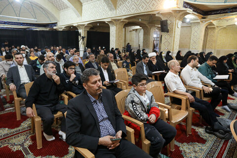 تصاویر / محفل انس با قرآن در ماه مبارک رمضان با حضور نماینده ولی فقیه در استان قزوین
