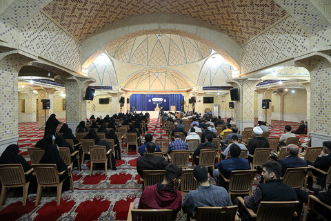 تصاویر / محفل انس با قرآن در ماه مبارک رمضان با حضور نماینده ولی فقیه در استان قزوین