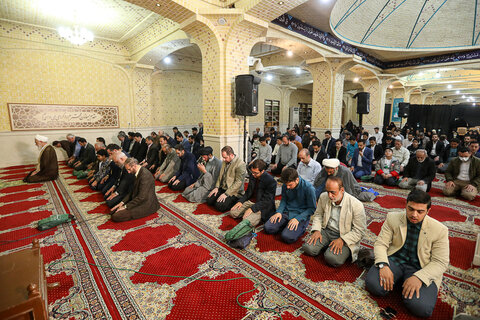 تصاویر / محفل انس با قرآن در ماه مبارک رمضان با حضور نماینده ولی فقیه در استان قزوین