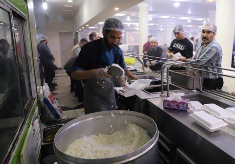 تصاویر/ بازدید آیت الله اعرافی از مهمانسرا و آشپزخانه مسجد مقدس جمکران