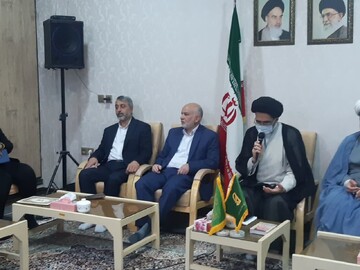 پیشنهاد امام جمعه کاشان برای تقویت ایمان دانش آموزان