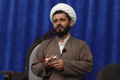 نشست علمی در مدرسه علمیه امام خامنه‌ای ارومیه