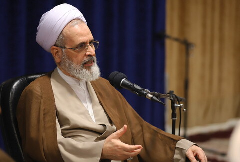 تصاویر/ دیدار مدیر و معاونان حوزه علمیه قزوین با آیت الله اعرافی