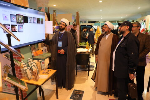 تصاویر/ سومین روز بخش حوزوی سی‌امین نمایشگاه بین‌المللی قرآن کریم