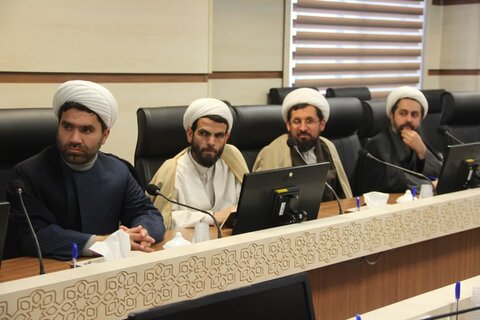 تصاویر / دیدار مدیر حوزه علمیه استان قزوین با قائم مقام حوزه های علمیه کشور
