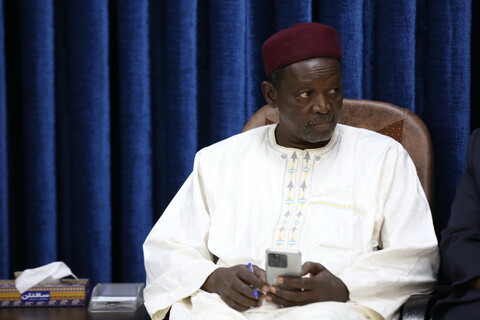 تصاویر/ دیدار وزیر فرهنگ و دین نیجر با آیت الله اعرافی