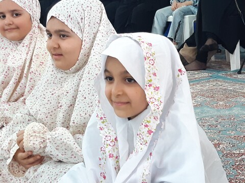 تصاویر: برگزاری جشن بزرگ روزه اولی ها در مصلای نماز جمعه نوش اباد