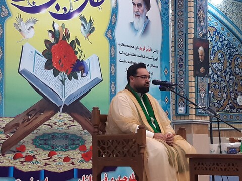 تصاویر: برگزاری محفل انس با قرآن در مرکز هییت علی اصغری فین بزرگ کاشان