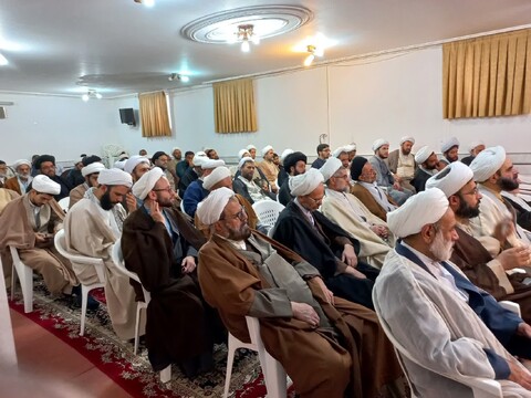 تصاویر:گردهمایی مبلغان دینی ،ائمه جماعات و روحانیون شهرستان آران وبیدگل
