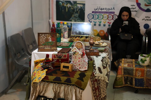 تصاویر/ بخش دختران و بانوان نمایشگاه بین‌المللی قرآن کریم