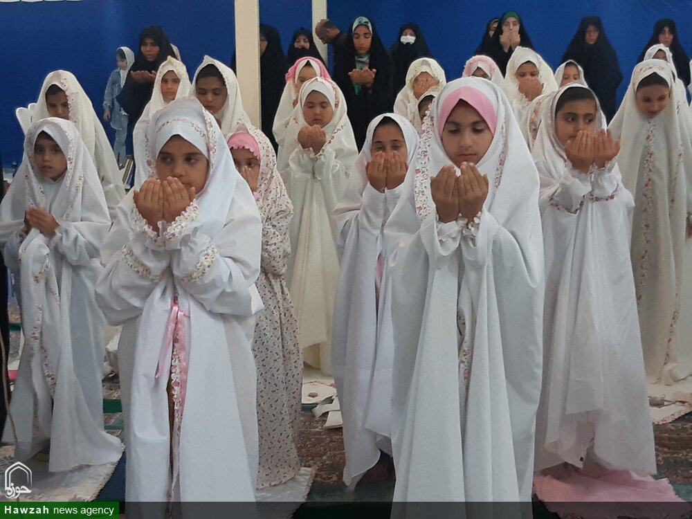 جشن بزرگ «روزه اولیها» در مصلای نماز جمعه نوش آباد برگزار شد + عکس