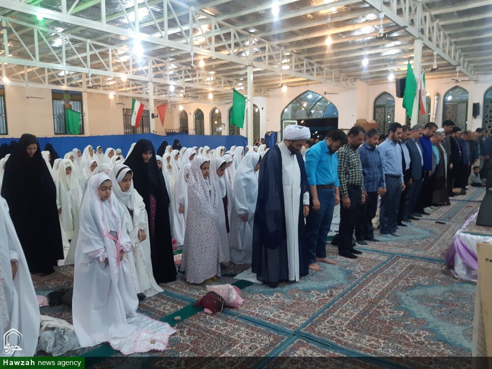 جشن بزرگ «روزه اولیها» در مصلای نماز جمعه نوش آباد برگزار شد + عکس