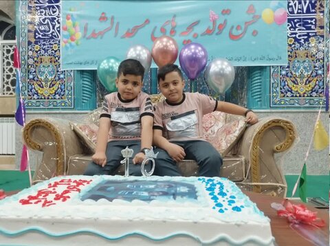 جشن تولد بچه ها در مسجد
