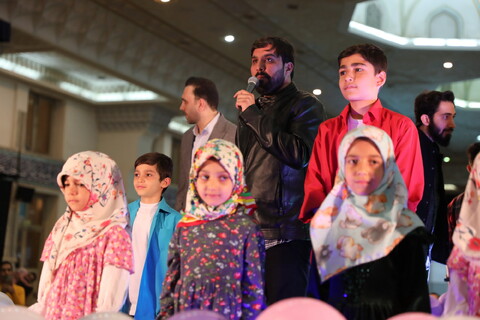تصاویر/ جشن «نسل آرمان» با نوای رضا هلالی در نمایشگاه قرآن