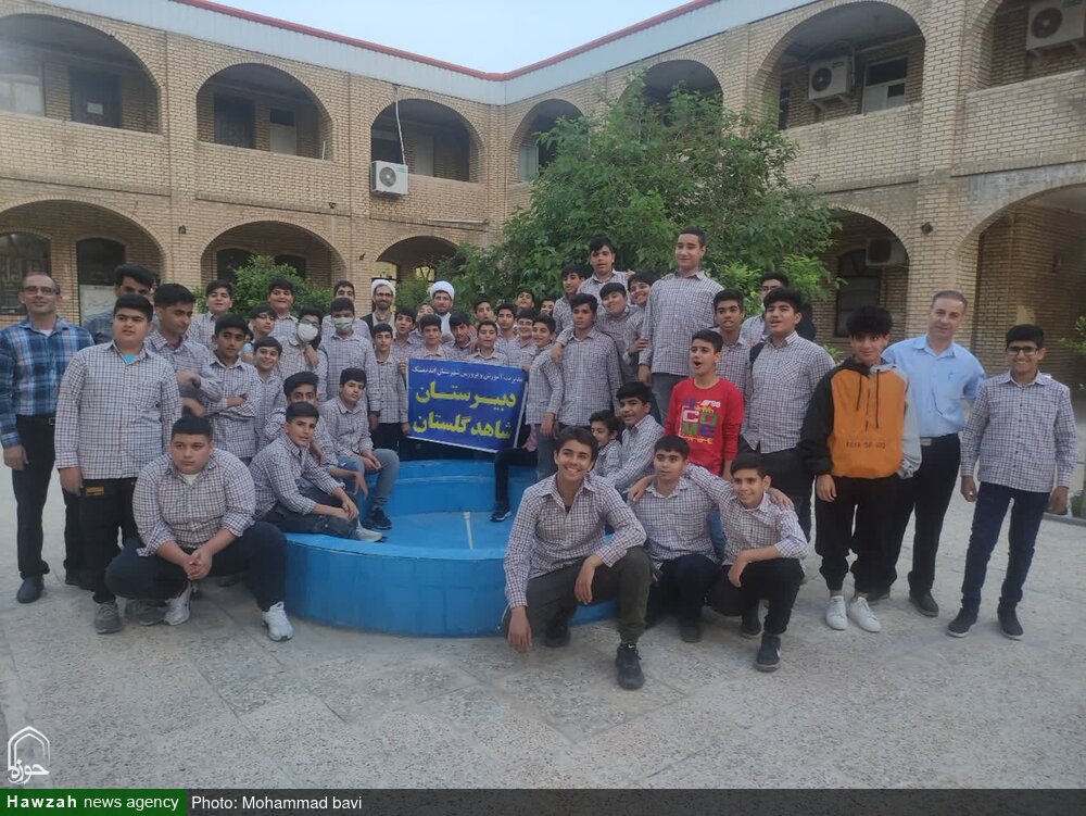 برگزاری جشن تکلیف دانش آموزان اندیمشکی در مدرسه علمیه امام صادق(ع)