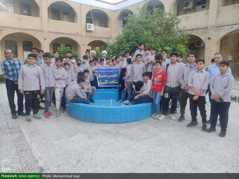 برگزاری جشن تکلیف دانش آموزان اندیمشکی در مدرسه علمیه امام صادق(ع) 