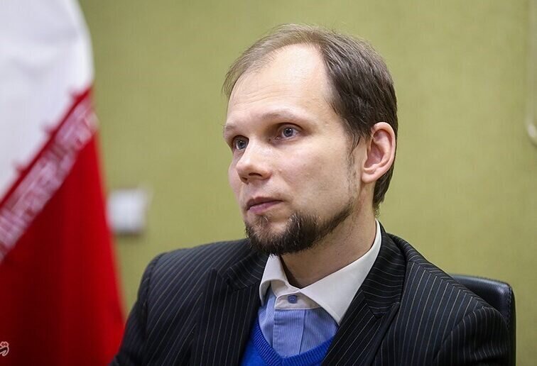 Russian Translation of Nahj Al-Balagha, A Best-Selling Islamic Book