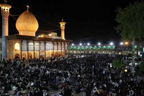 تصاویر| مراسم شب اول قدر در حرم مطهر شاهچراغ(ع)