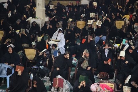 تصاویر/ مراسم شب قدر در مصلی جمعه بوشهر