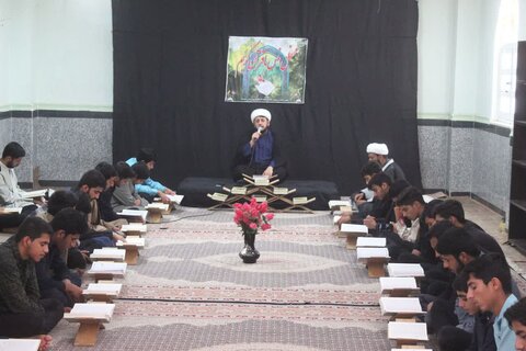 تصاویر/ محفل انس با قرآن  مدرسه علمیه  مولود کعبه علیه السلام شهرستان جاسک
