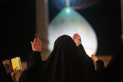 تصاویر / مراسم عزاداری شب نوزدهم ماه مبارک رمضان در مسجد مقدس جمکران
