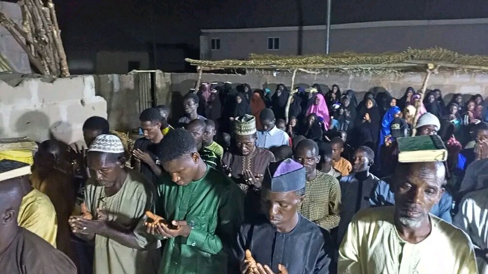 برگزاری مراسم احیای شب قدر در ایالت پلاتو نیجریه +تصاویر