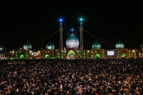 تصاویر/ آیین احیای شب بیست‌ و یکم ماه رمضان در مسجد جمکران