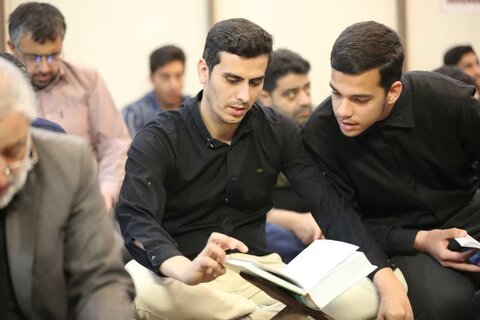 تصاویر/ احیای شب قدر با حضور دانش آموزان یزدی و خانواده