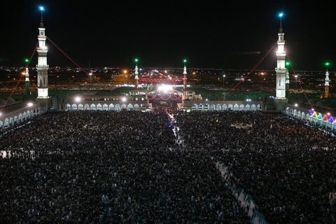 شب قدر در مسجد مقدس جمکران