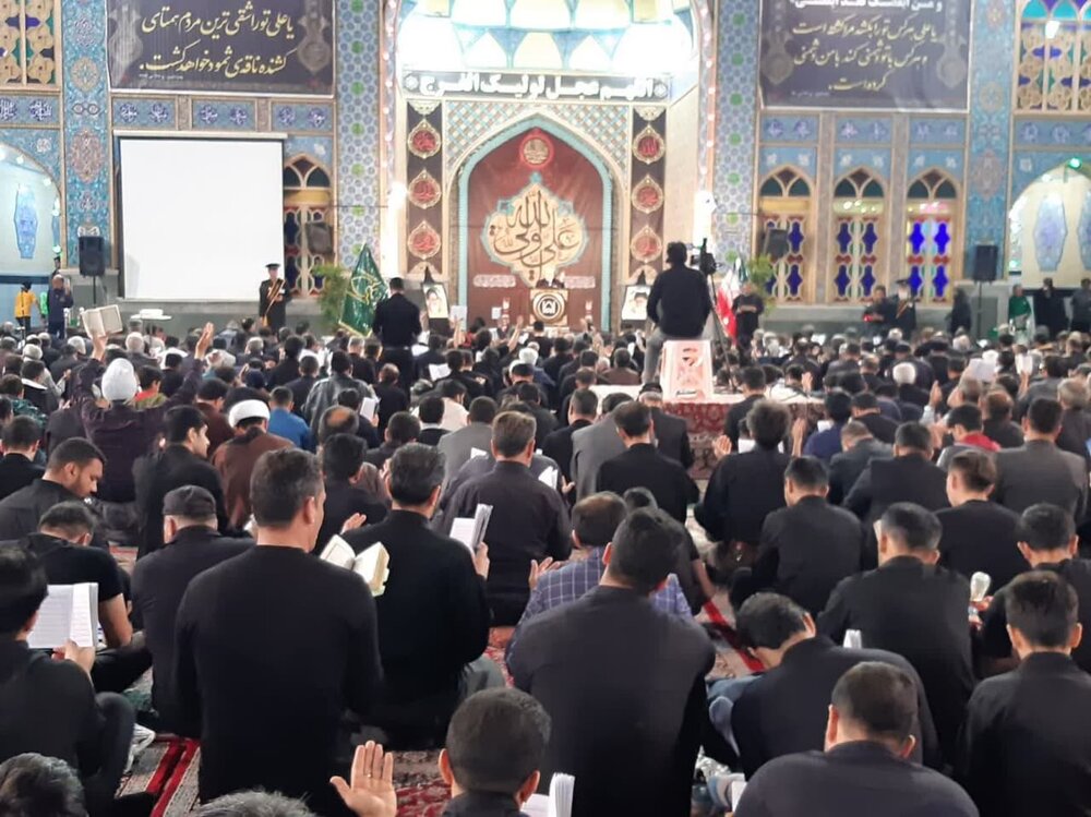 دشمن عفت جامعه را نشانه رفته است