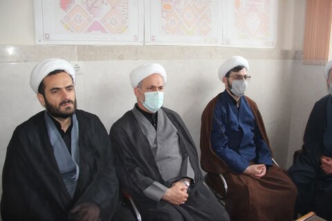 تصاویر / بازدید مدیر حوزه علمیه استان قزوین از آسایشگاه سالمندان قزوین