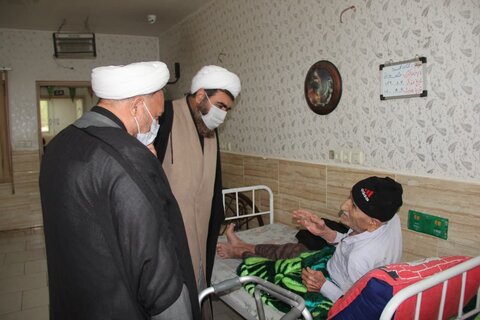 تصاویر / بازدید مدیر حوزه علمیه استان قزوین از آسایشگاه سالمندان قزوین