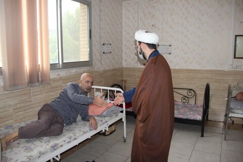 تصاویر / بازدید مدیر حوزه علمیه استان قزوین از آسایشگاه سالمندان قزوین