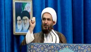 خطيب جمعة طهران: أميركا والصهاينة وراء ارتكاب جرائم تدنيس القرآن