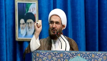 «حاج علی اکبری»؛ خطیب نماز جمعه این هفته تهران / ارائه خدمات گذرنامه زیارتی در مصلی