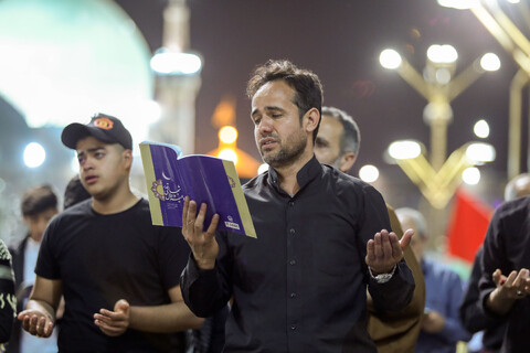 تصاویر/ مراسم احیا شب بیست و سوم ماه مبارک رمضان در حرم مطهر رضوی