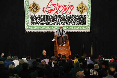 تصاویر / مراسم شب بیست وسوم ماه مبارک رمضان (قدر ) با حضور امام جمعه قزوین