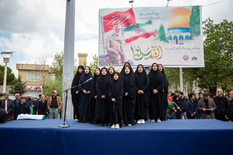 تصاویر / حضور مردم وروحانیت در مراسم راهپیمایی روز قدس