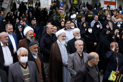 تصاویر / حضور مردم وروحانیت در مراسم راهپیمایی روز قدس