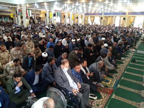 شکوه نماز جمعه بوشهر در روز جهانی قدس